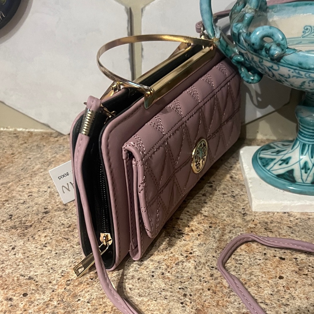 Elegant Pink Quilted Women's Bag